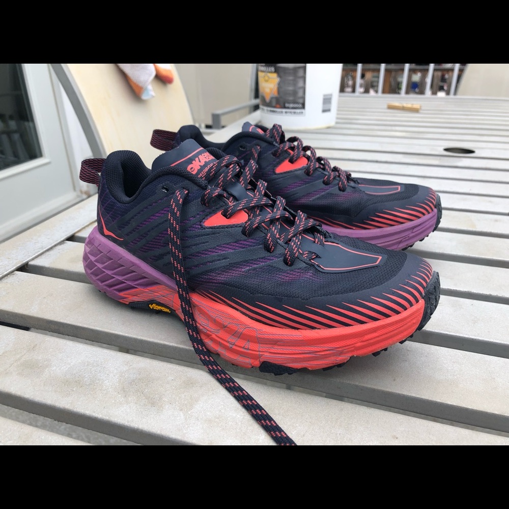 SOLD - Hoka One One Speedgoat 4